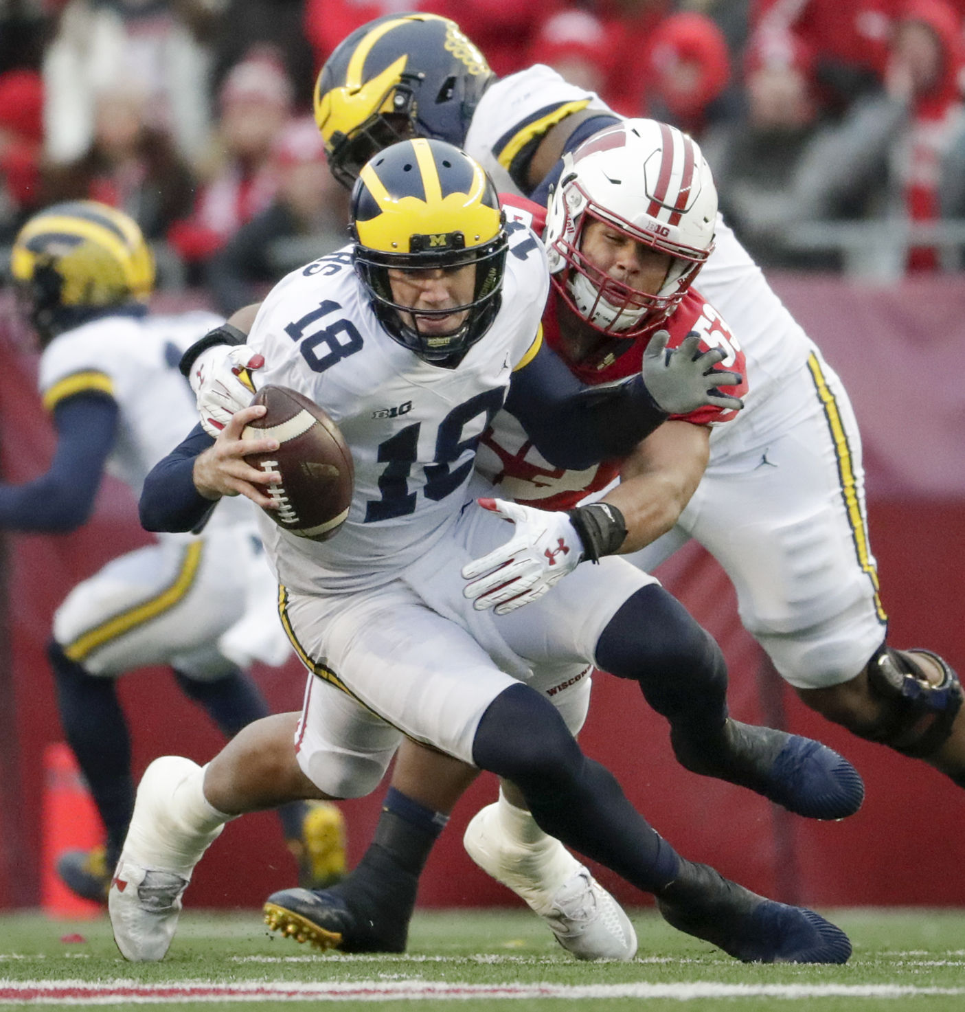Edwards sacks Michigan QB